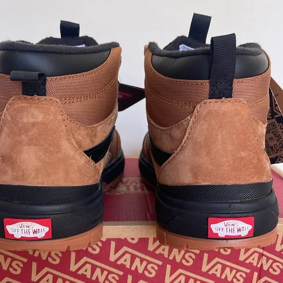 Vans WMNS Ultrarange Exo
Glazed Ginger
VN0A5KS5N1Z
Boots Sneakers - Picture 14 of 16